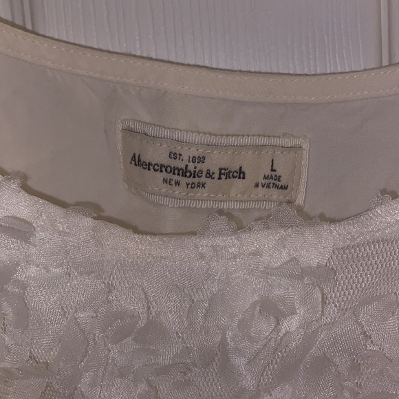 Abercrombie & Fitch - Lace crop top - Picture 2 of 6